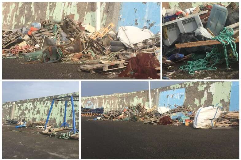 Los residuos se acumulan en el muelle de la costa de Taliarte (Foto TA)